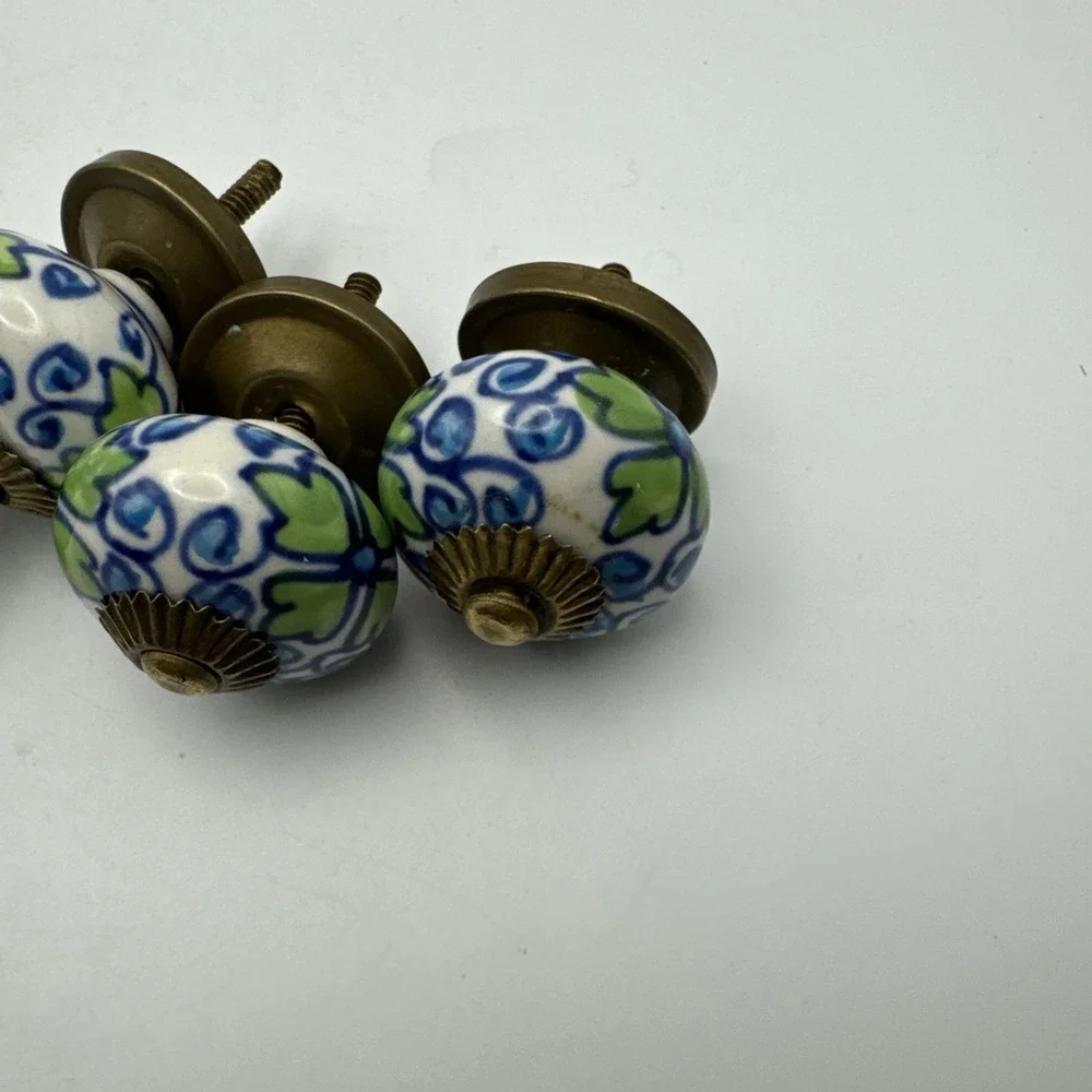 Vintage‎ Painted Porcelain And Brass Door Drawer Cabinet Knobs Pulls Hardware